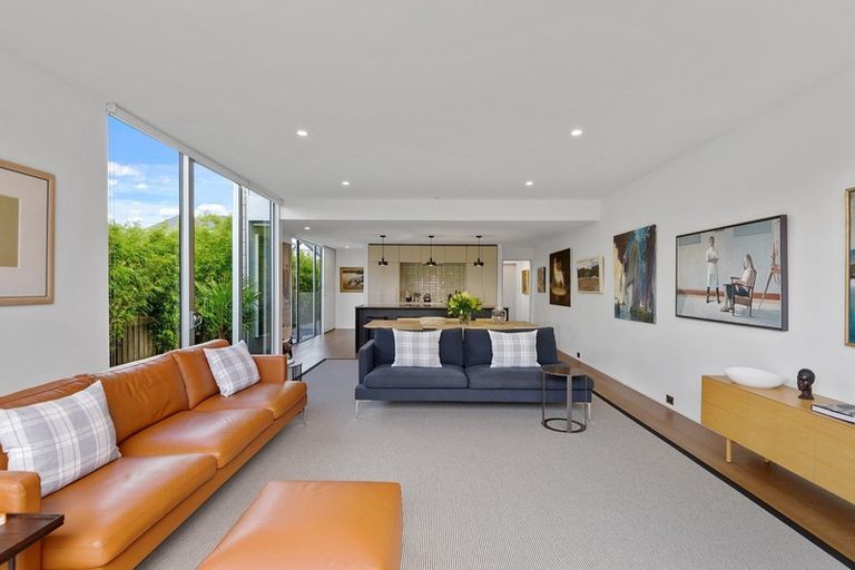 Photo of property in 21 Beveridge Street, Christchurch Central, Christchurch, 8013