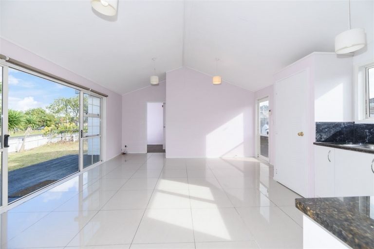 Photo of property in 2 Walters Road, Mount Wellington, Auckland, 1062