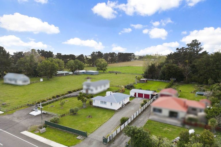 Photo of property in 399 Colyton Road, Colyton, Feilding, 4775