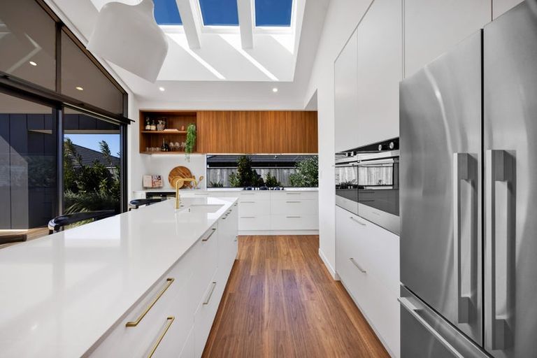 Photo of property in 27 Keene Drive, Bell Block, New Plymouth, 4312