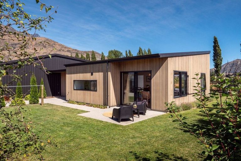 Photo of property in 29 Headley Drive, Lower Shotover, Queenstown, 9304