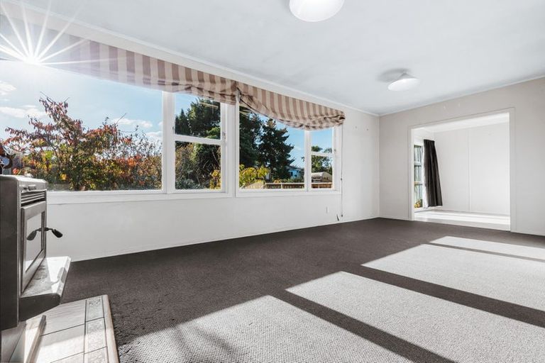 Photo of property in 112 Taharepa Road, Hilltop, Taupo, 3330