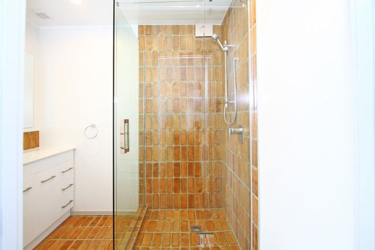 Photo of property in 3/9 Vine Street, Mangere East, Auckland, 2024