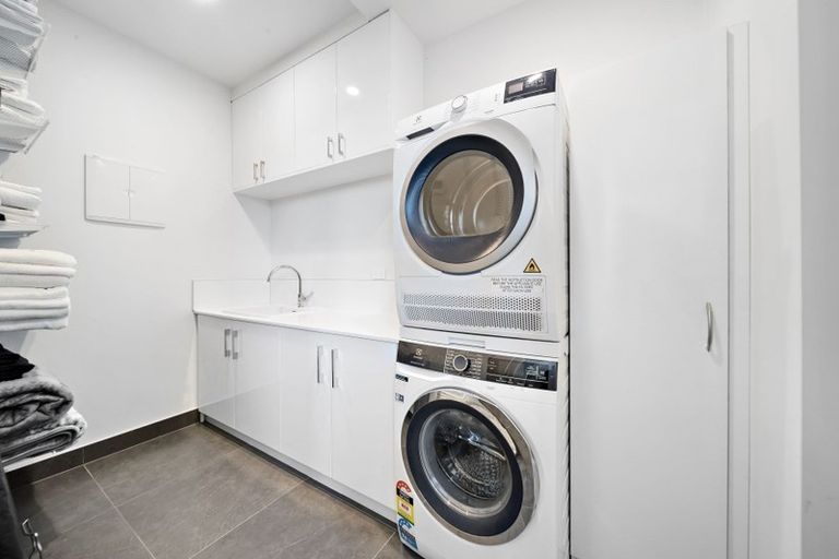 Photo of property in 17 Livingstone Lane, Frankton, Queenstown, 9300