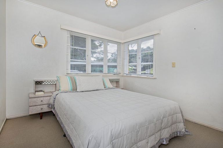 Photo of property in 2 Memorial Drive, Parahaki, Whangarei, 0112