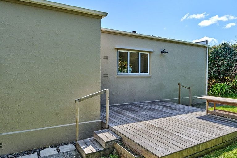 Photo of property in 7 Ames Street, Paekakariki, 5034