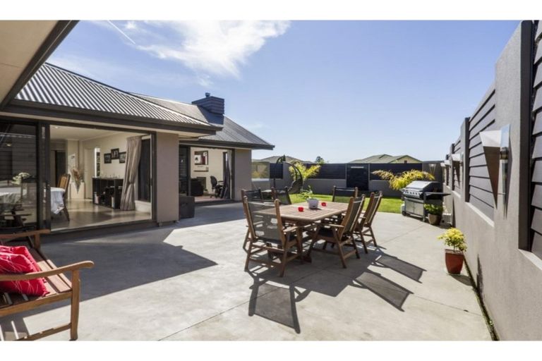 Photo of property in 42 Covent Drive, Stoke, Nelson, 7011