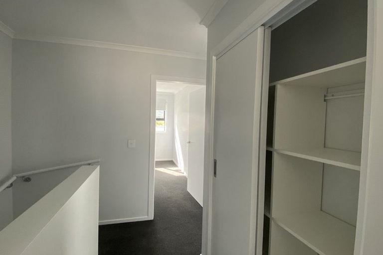 Photo of property in 7/64 Glen Road, Stokes Valley, Lower Hutt, 5019