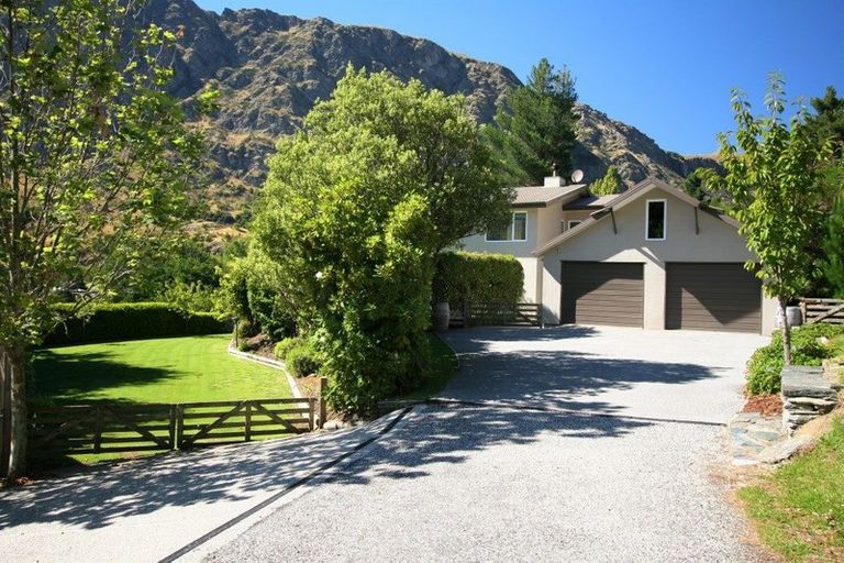 Photo of property in 11 Mcchesney Road, Arthurs Point, Queenstown, 9371