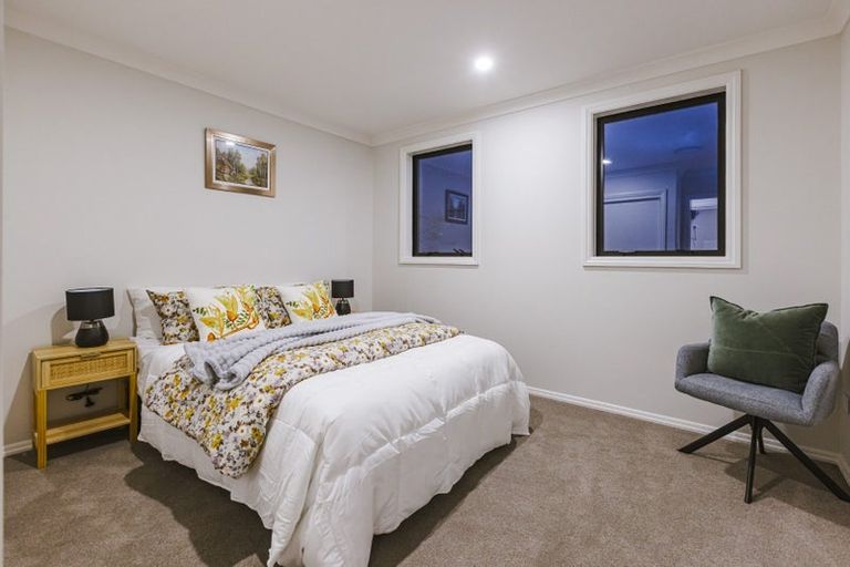 Photo of property in 28 Catalina Avenue, Rosehill, Papakura, 2113