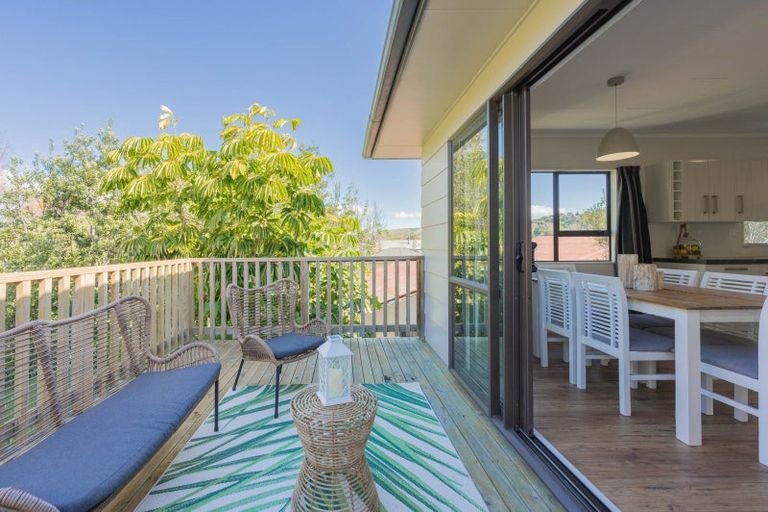 Photo of property in 28 Warwick Crescent, Taradale, Napier, 4112