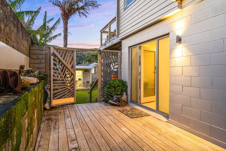 Photo of property in 54 Waiwera Road, Waiwera, Orewa, 0994