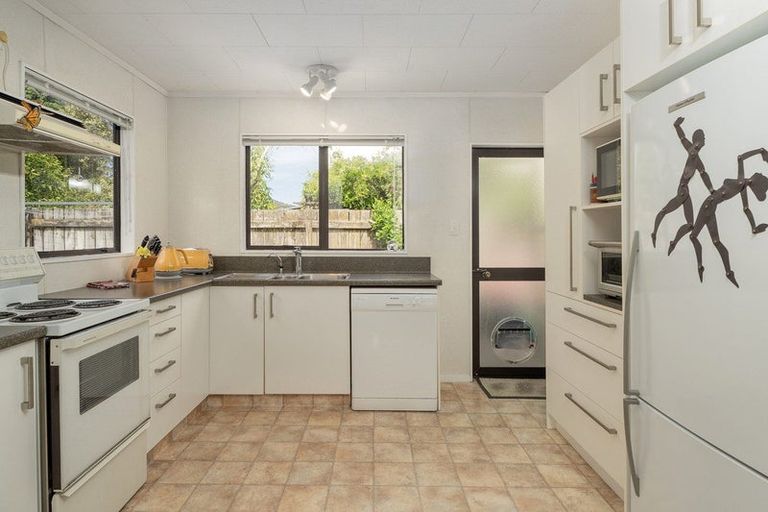 Photo of property in 7a Lee Street, Whitianga, 3510