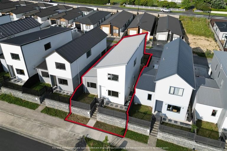 Photo of property in 11 Farranfore Road, Opaheke, Papakura, 2113