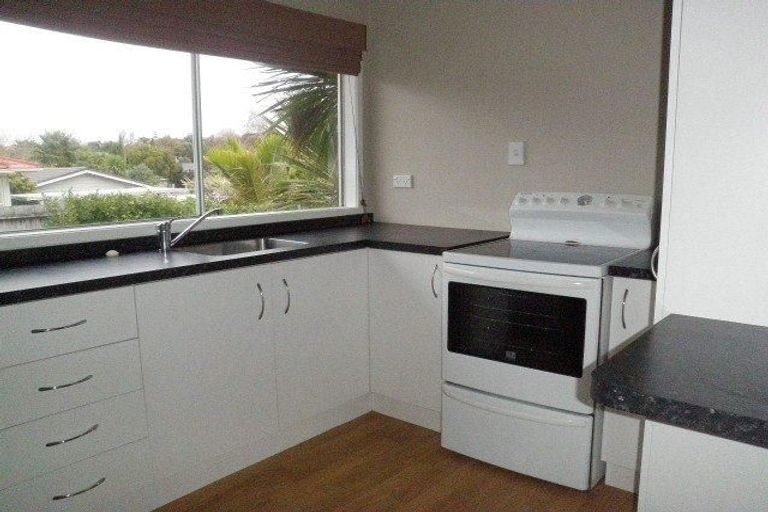 Photo of property in 2/26 Wendover Road, Glendowie, Auckland, 1071