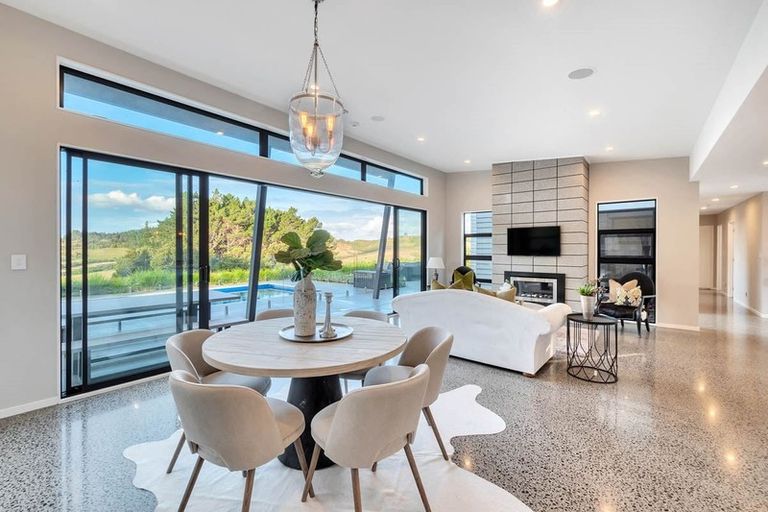 Photo of property in 99 Hauora Lane, Waitoki, 0871