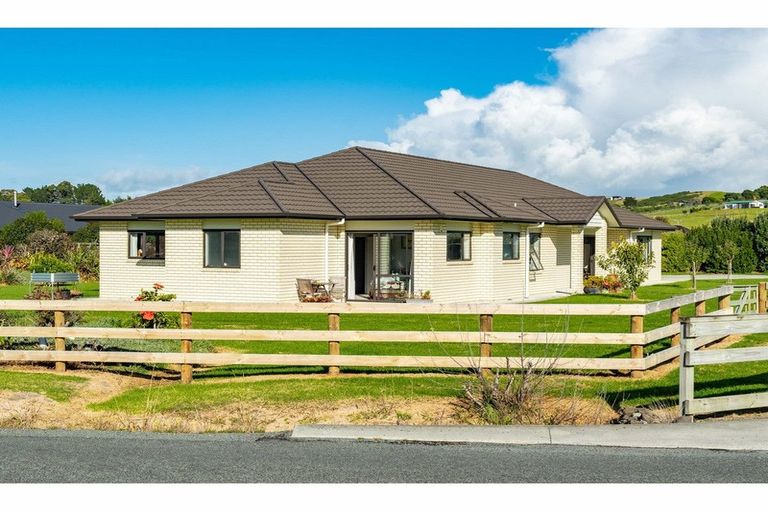 Photo of property in 127 Mangawhai Heads Road, Mangawhai Heads, Kaiwaka, 0573