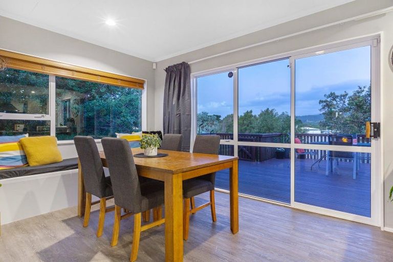 Photo of property in 33 Margaret Road, Raumati Beach, Paraparaumu, 5032