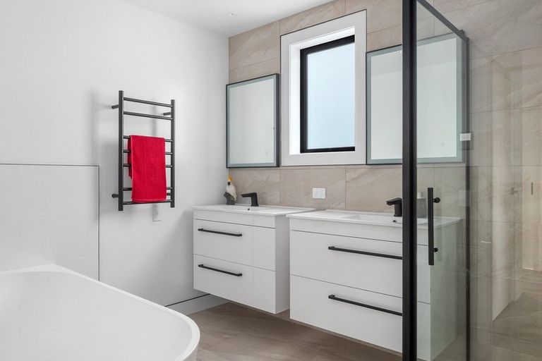 Photo of property in 6 Litsea Way, Papamoa Beach, Papamoa, 3118