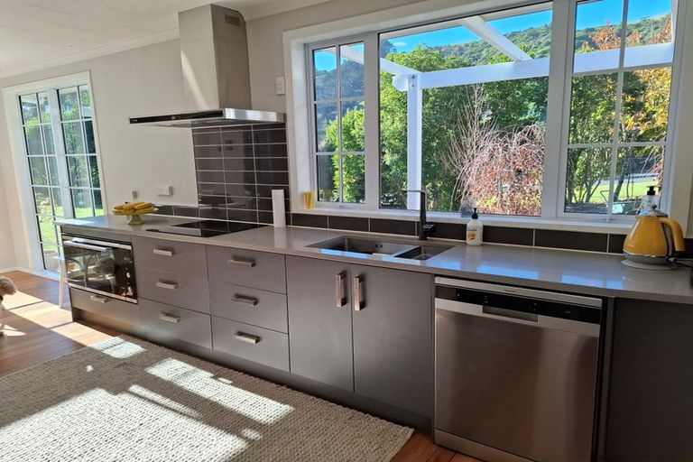 Photo of property in 45 Rongomau Lane, Raumati South, Paraparaumu, 5032