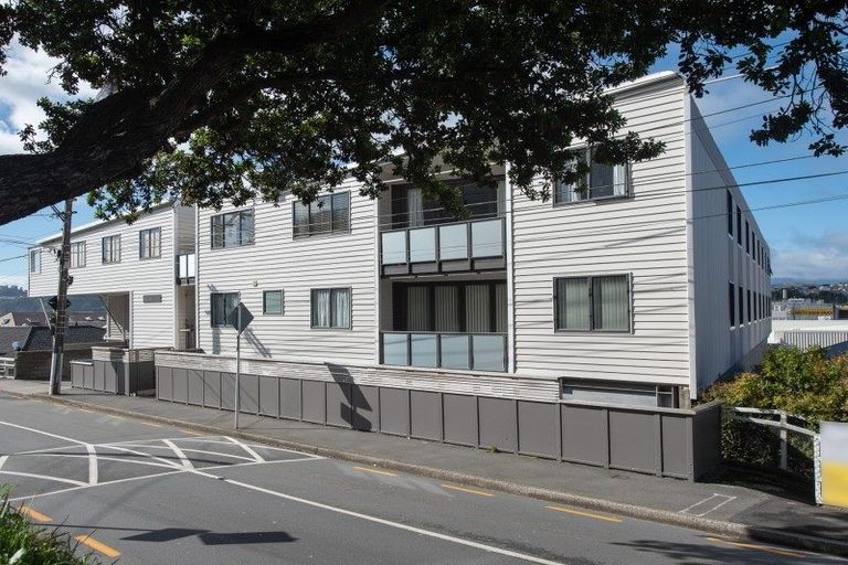 Photo of property in 11/45 Childers Terrace, Kilbirnie, Wellington, 6022