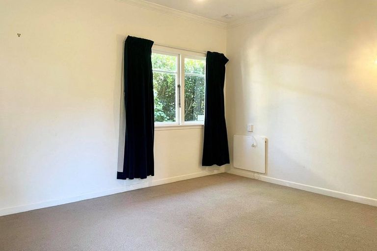 Photo of property in 50 Brooklands Road, Brooklands, New Plymouth, 4310