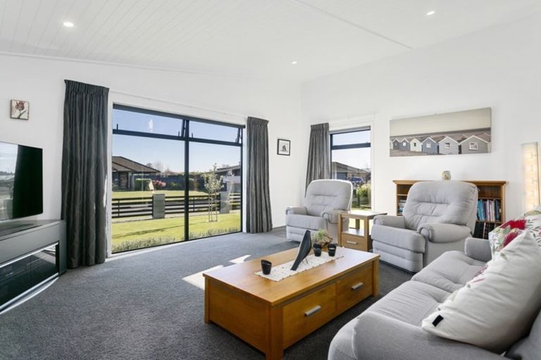 Photo of property in 10 Windsor Street, Richmond Heights, Taupo, 3330