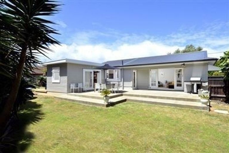 Photo of property in 1/19 Brook Street, Milford, Auckland, 0620