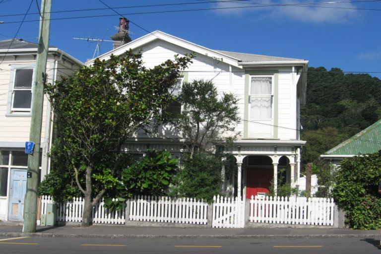 Photo of property in 49 Brougham Street, Mount Victoria, Wellington, 6011