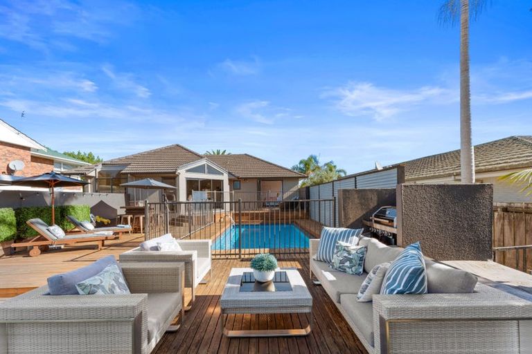 Photo of property in 9 The Anchorage, Sunnyhills, Auckland, 2010