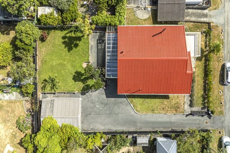 Photo of property in 35 Tipahi Street, Nelson South, Nelson, 7010