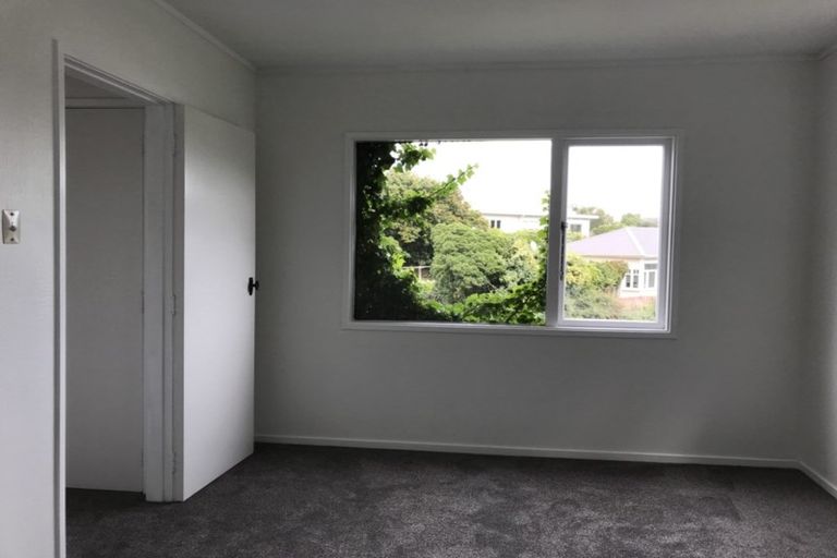 Photo of property in 5a Chella Way, Khandallah, Wellington, 6035