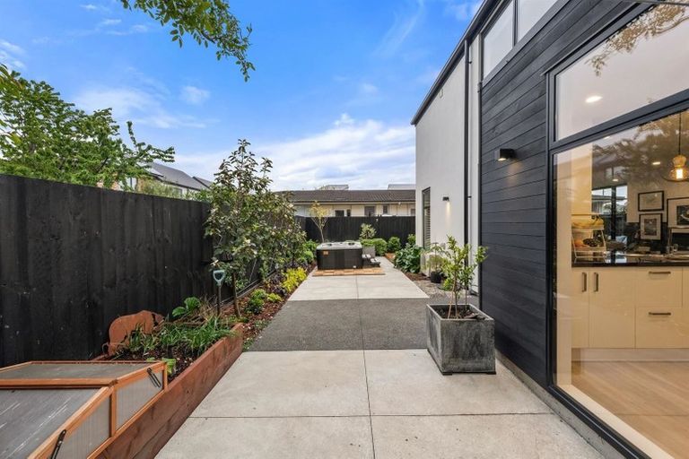 Photo of property in 4/12 Southey Street, Sydenham, Christchurch, 8023