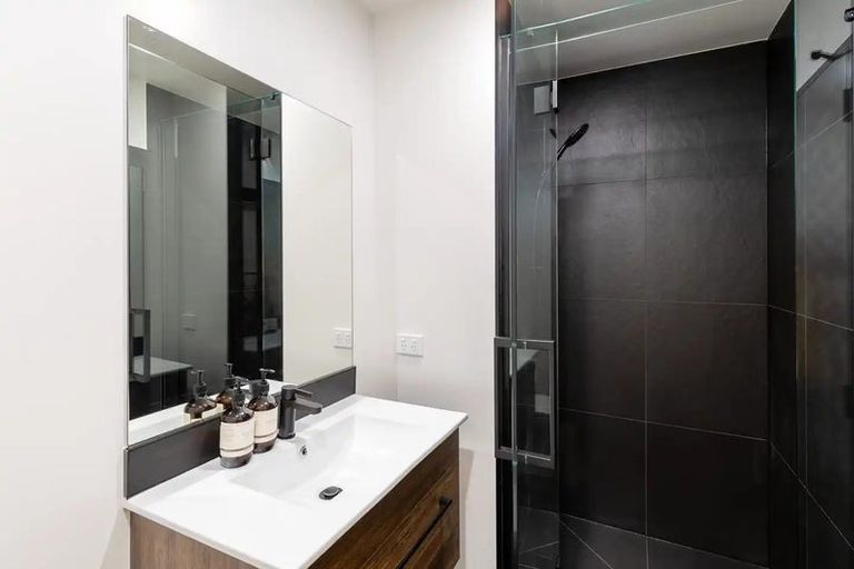 Photo of property in 2/141 Oram Avenue, New Brighton, Christchurch, 8061