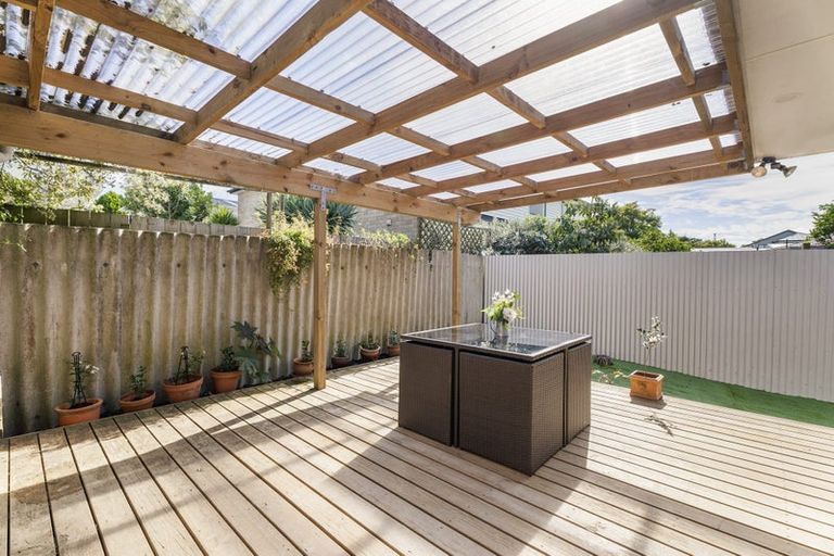 Photo of property in 4/21 Evelyn Place, Hillcrest, Auckland, 0627
