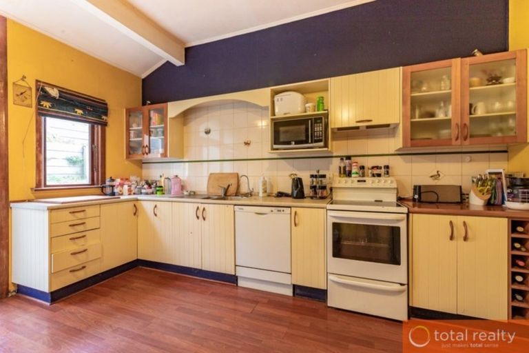 Photo of property in 72 Glen Road, The Glen, Dunedin, 9011