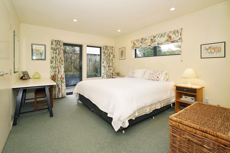 Photo of property in 66 Sandwich Road, St Andrews, Hamilton, 3200