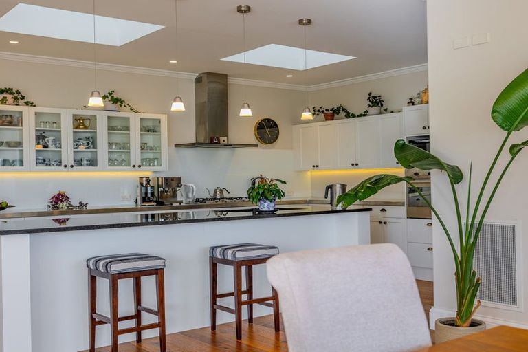 Photo of property in 80b Hackthorne Road, Cashmere, Christchurch, 8022