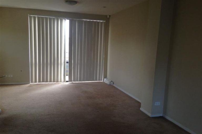 Photo of property in 2 Opito Way, East Tamaki, Auckland, 2013
