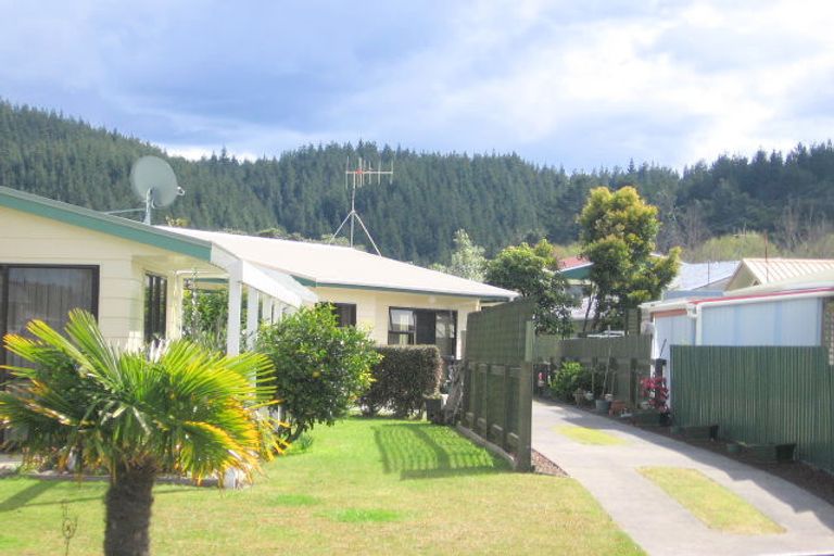 Photo of property in 100c Waverley Place, Whangamata, 3620
