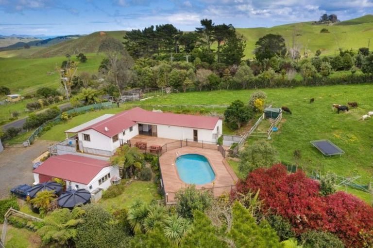 Photo of property in 398 Ruapuke Road, Raglan, 3296
