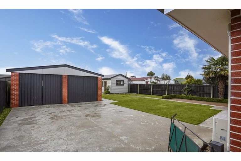 Photo of property in 10 Greenwood Close, Mairehau, Christchurch, 8013