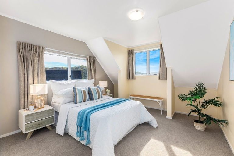 Photo of property in 1 Anaheim Place, Churton Park, Wellington, 6037