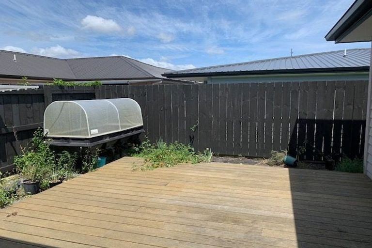 Photo of property in 8 Kutukutu Street, Takanini, 2112