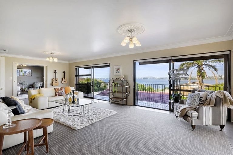 Photo of property in 81 Waller Avenue, Bucklands Beach, Auckland, 2012