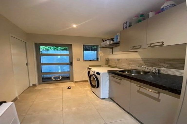 Photo of property in 26b Delhi Crescent, Khandallah, Wellington, 6035