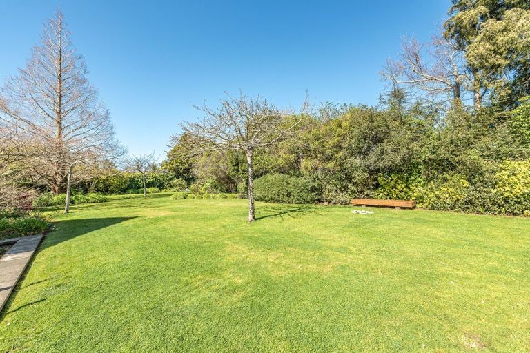 Photo of property in 32 Brassey Road, Saint Johns Hill, Whanganui, 4500