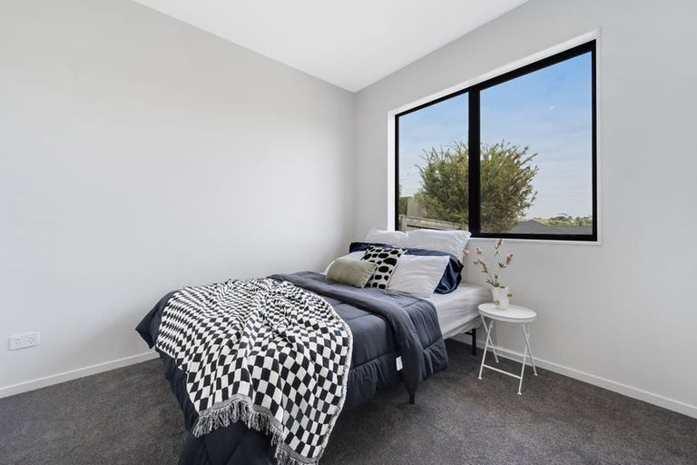 Photo of property in 12 Noble Lane, Pokeno, 2402