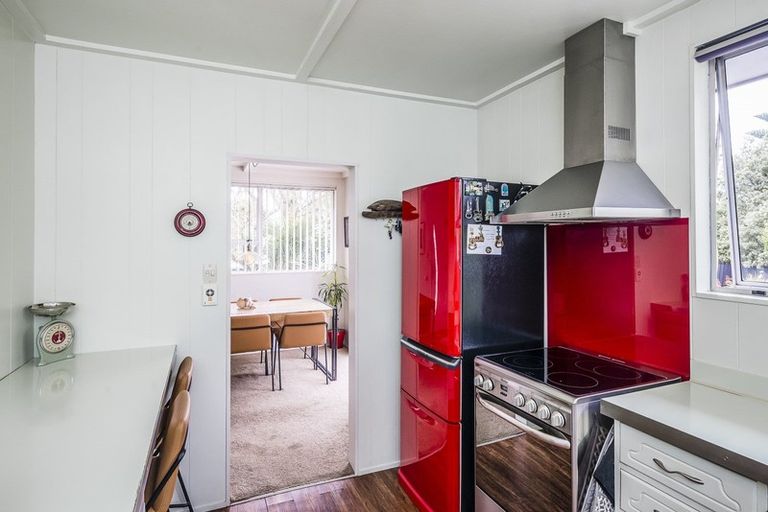 Photo of property in 10 Michael Road, Paraparaumu Beach, Paraparaumu, 5032
