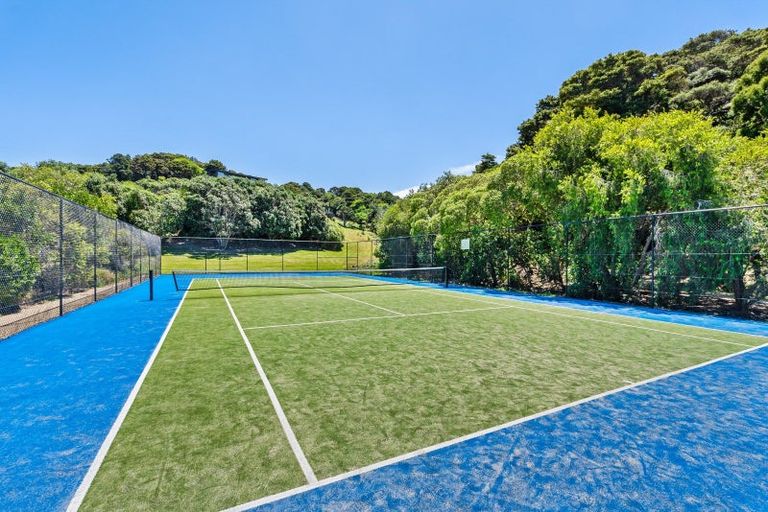 Photo of property in 2 Platinum Place, Matapouri, Whangarei, 0173